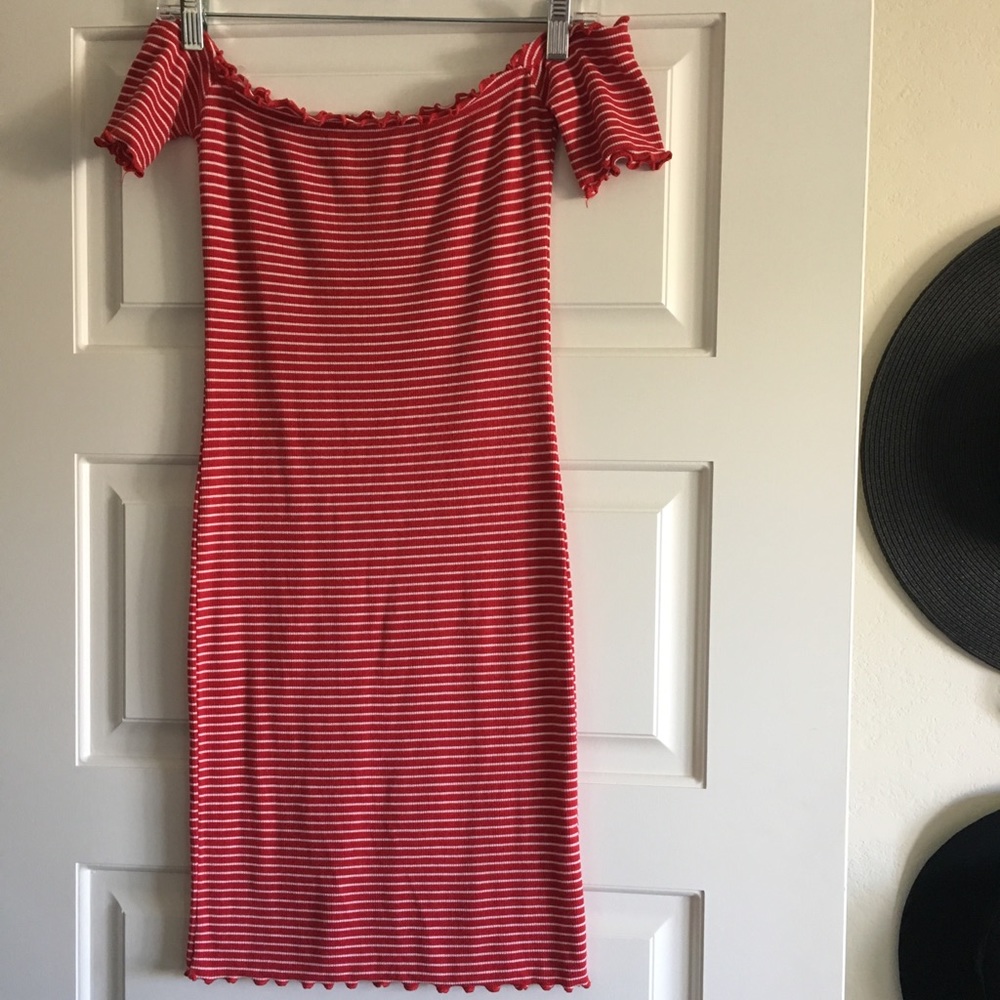 Red/White Stripe Off the Shoulder Bodycon Dress